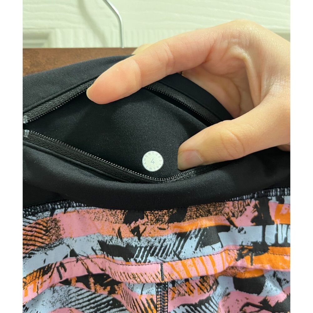 Lululemon Speed Up Short 2.5 Rare Inversion Multi Size 4 Activewear Running - Picture 7 of 11